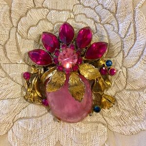 Fab vintage pink rhinestone brooch, vtg flower pin